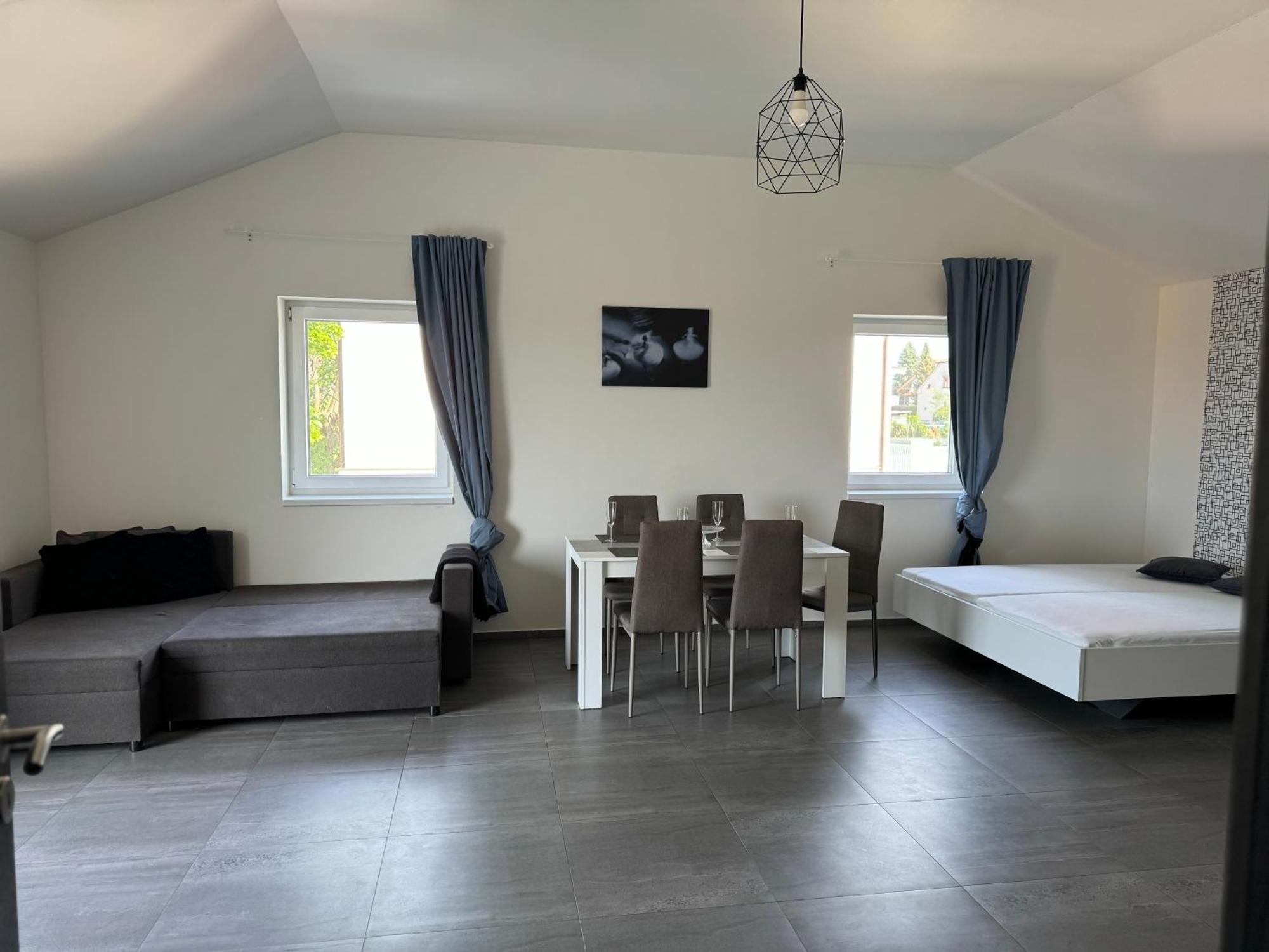 Apartman Byt 75M2 Klid Priroda Pro Rodinu Prag Exterior foto